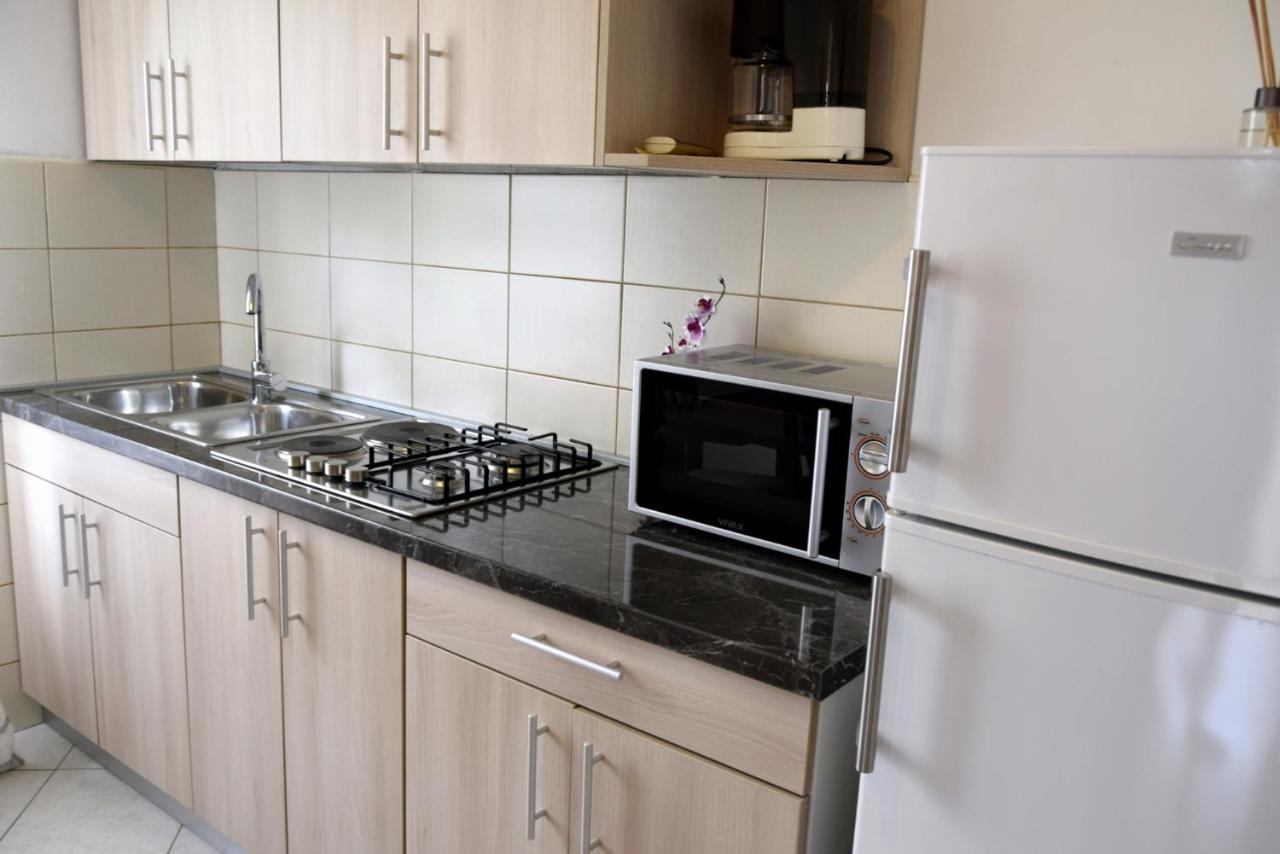 James Bond Apartments Palit Dış mekan fotoğraf