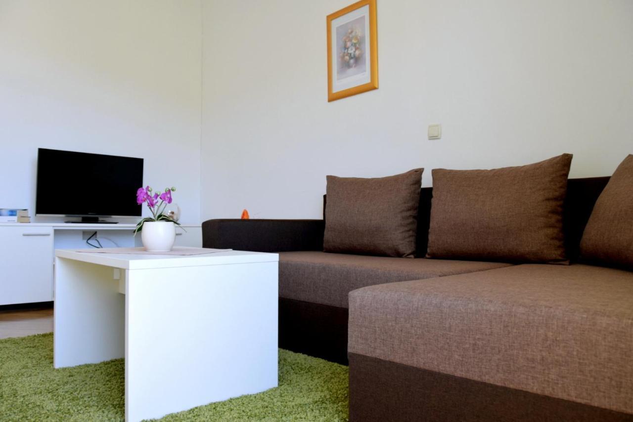 James Bond Apartments Palit Dış mekan fotoğraf